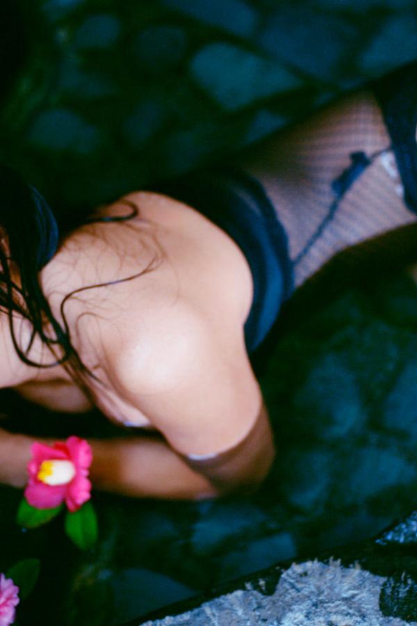 女被啪到深处喷水GIF动态视频-8K正片免费观看