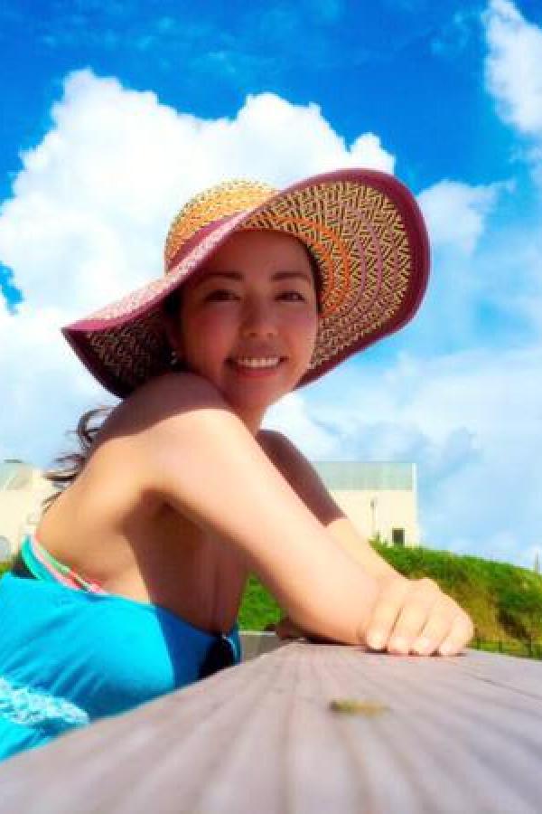 国产天天综合精品-Ultra HD独家试爱免费观看视频