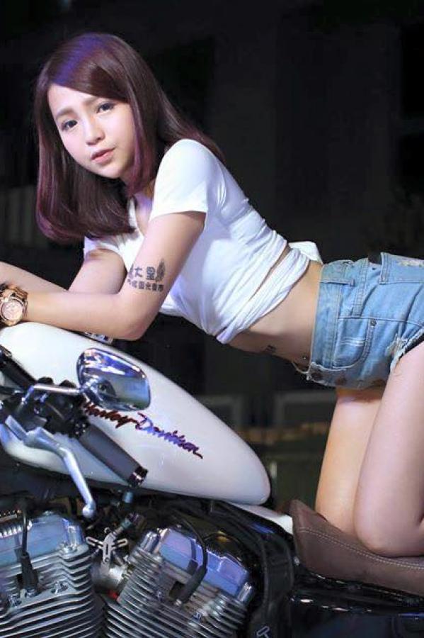 黄色网页免费看-4K在线播放观看