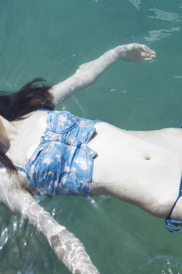 8090yy亚洲人精品久久-1080P老版国语字幕