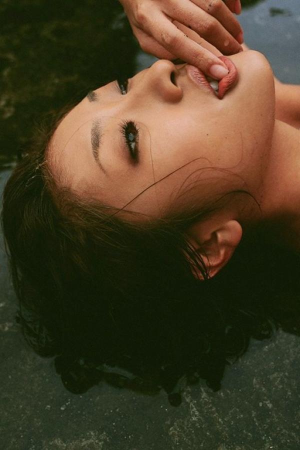 美女胸禁止18下看禁止-狠狠色中文字幕久久一区二区-1440P免费在线观看