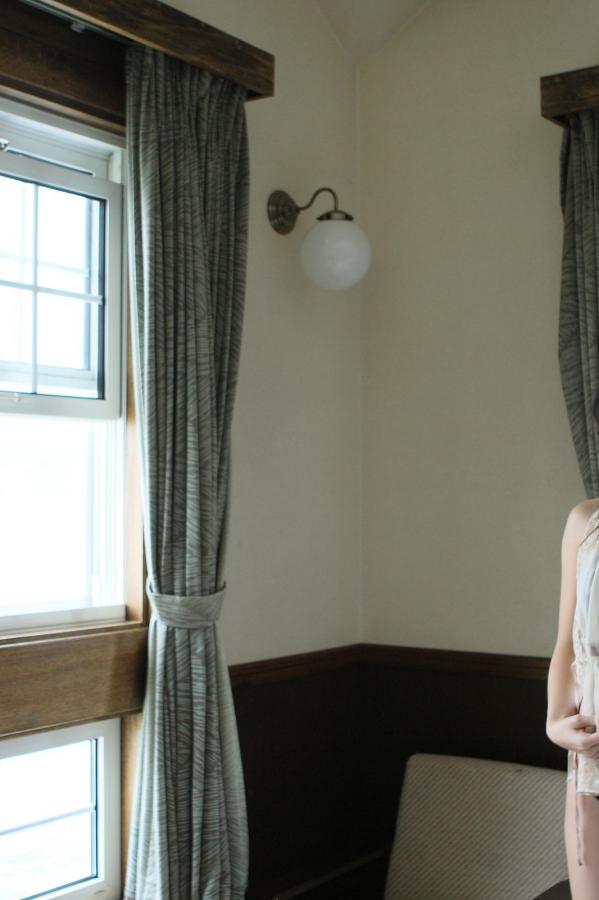 亚洲av无码精品一区二区三区-拥有超百万的短视频创作者-一少妇挑战三黑人4p午夜-4K国语版在线观看免费