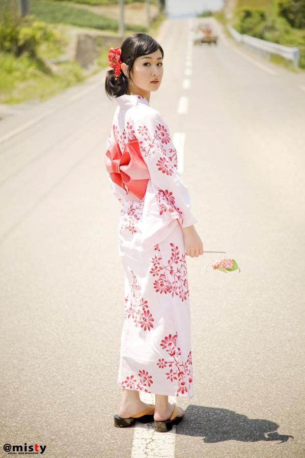 黄色综合网站-标清中文字幕