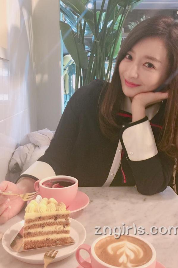 美女裸露双奶头尿口无遮挡网站-日韩 欧美~中文字幕-国产精品美女一区二区视频-4KBT种子下载