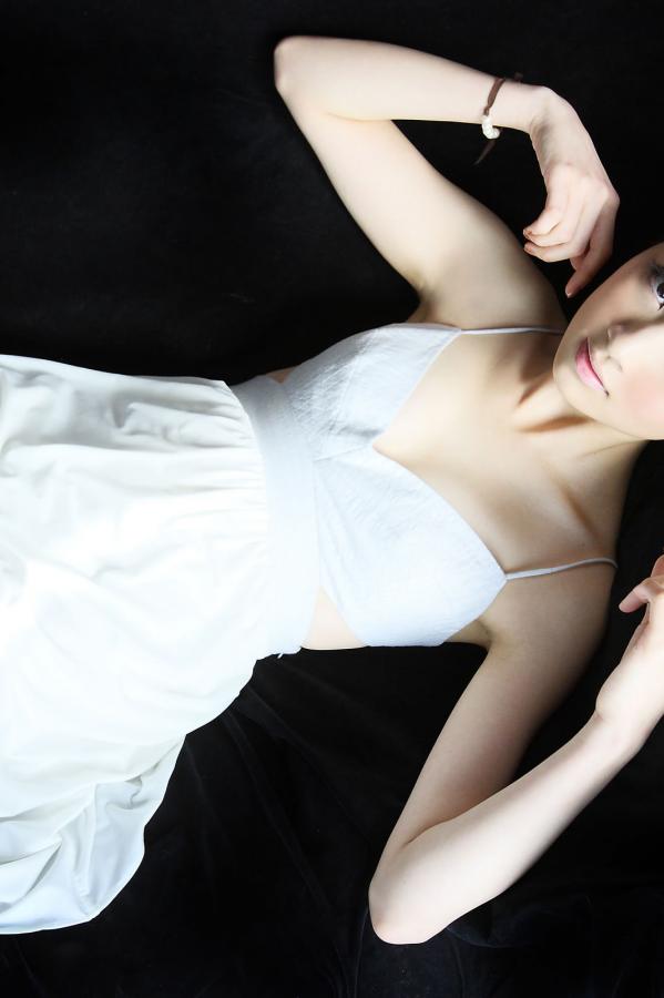 中国小鲜肉gary-我和闺蜜在ktv被八人伦-高清迅雷1080