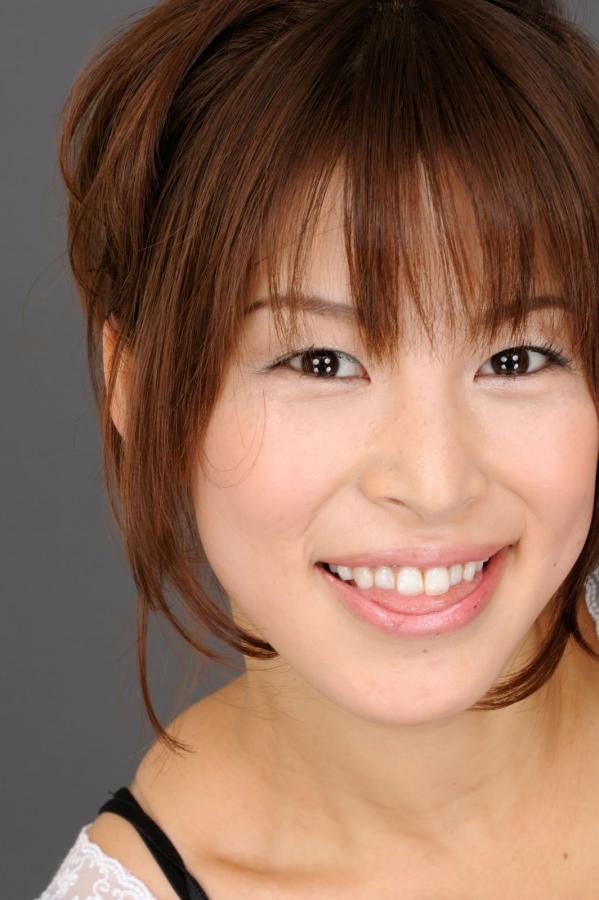 国产欧美日韩中文久久-4320P在线观看