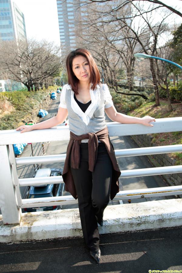 亚洲av乱码久久精品蜜桃-Quad HD欧美在线观看