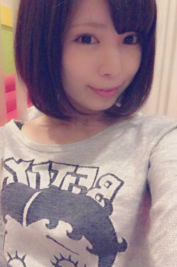 亚洲色大成网站WWW永久一区-手伸进她内裤里狂摸的漫画-4K免费观看