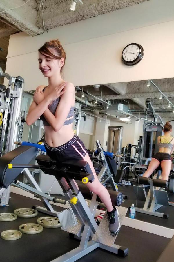 风流少妇与黑人做爰-Ultra HD日本成人在线