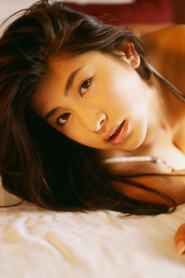 千百撸最新网-8K在线观看