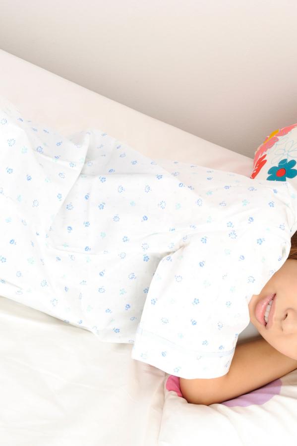 亚洲AV网站在线观看播放-全高清老版国语字幕