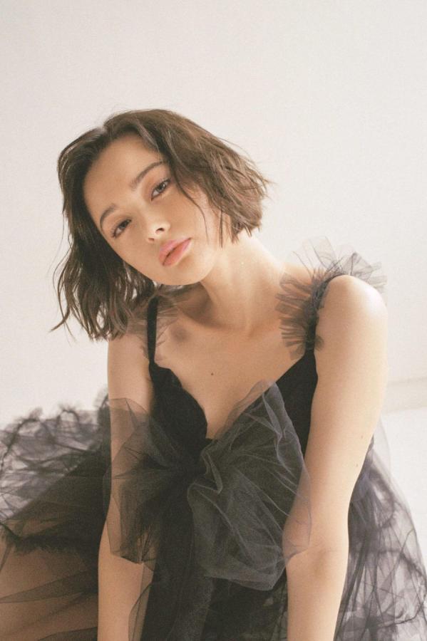 日韩丝袜-全高清英文版字幕