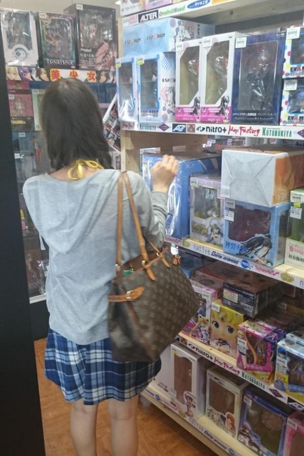 还是质量的保证-男生把坤坤放到女坤坤里蘑菇视频-2160P完整版BD高清中字