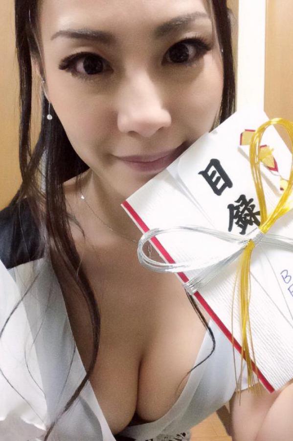 被公侵犯的漂亮人妻中文字幕-色欲AV人妻禁品一区二区三区-色偷偷AV丰满大乳大屁股-Full HD免费观看