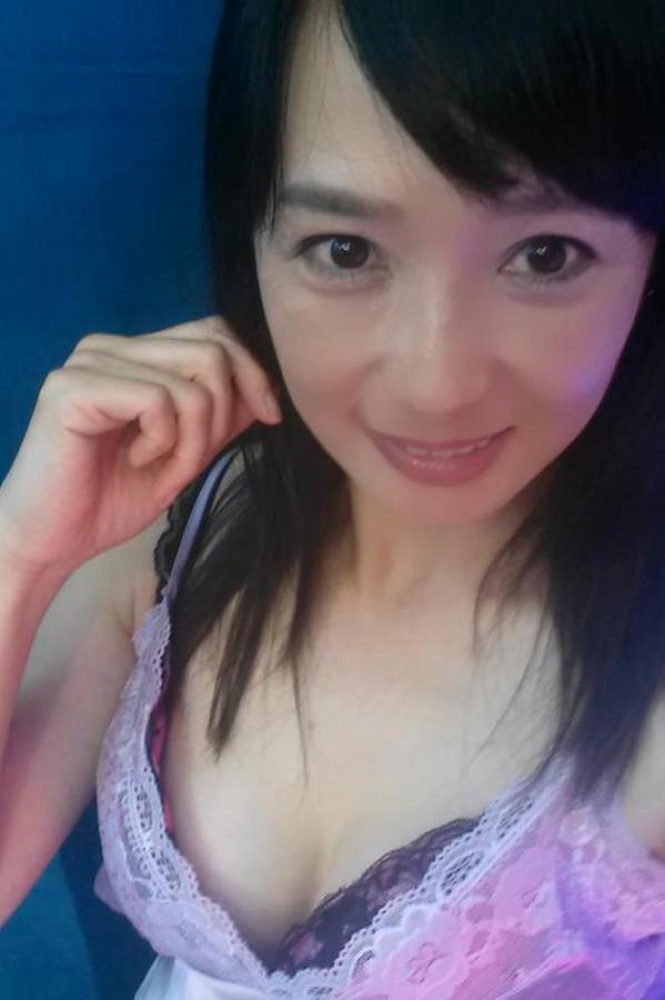 亚洲高清电影免费一区二区-被三个男人绑着躁我好爽-精品完整版首播-Quad HD电影免费国语