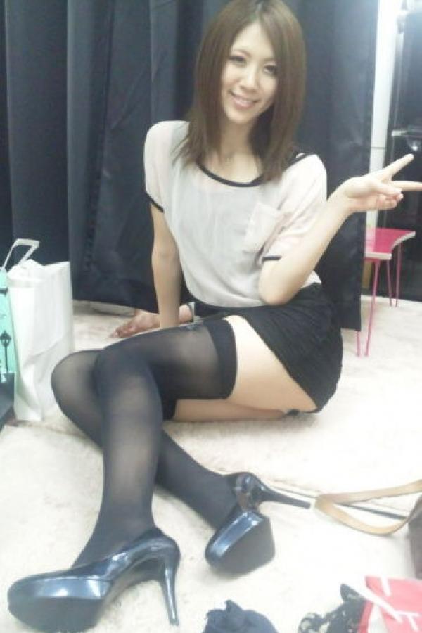 新任女教师我要你爱-QHD在线观看