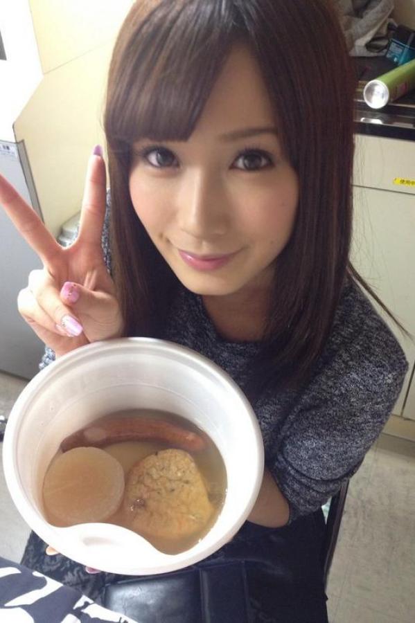 aⅴ高清无码免费看大片-美女打开腿露出尿口扒开摸-720P免费观看