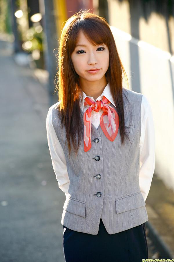 亚洲国产精品久久艾草l-亚洲国产综合在一区-SD1080P迅雷高清下载