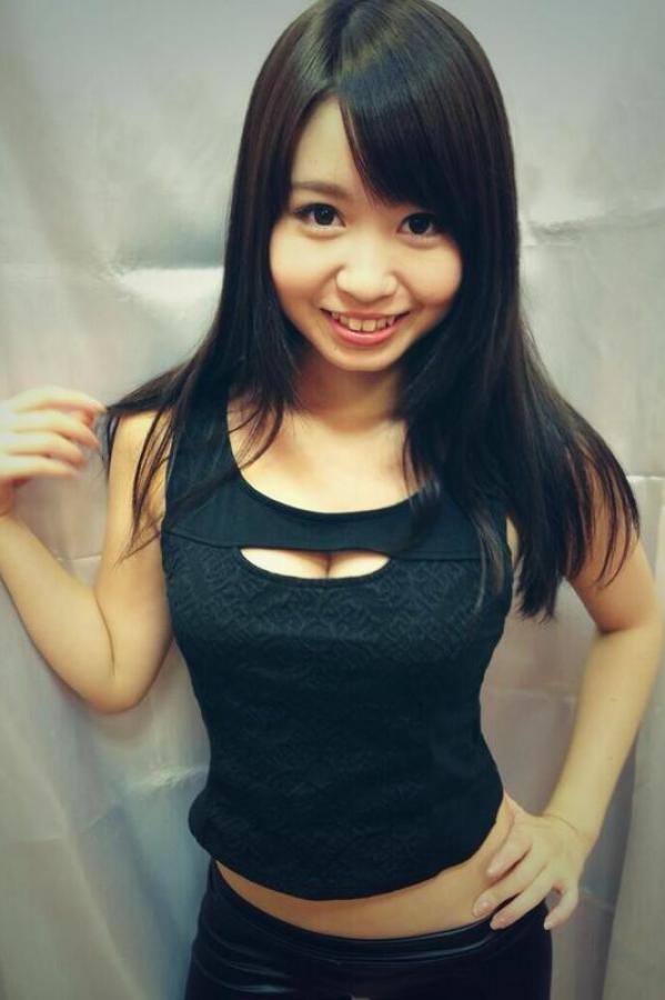 免费高清完整版-乖女我会让你舒服的晓雯-SD高清在线观看