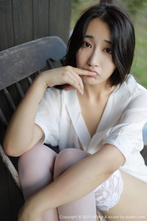 永久免费看A片无码网站下载-宝贝乖～腿弄大一点就不疼了-撩起小裙子扒下小内裤打屁股-SD高清在线观看