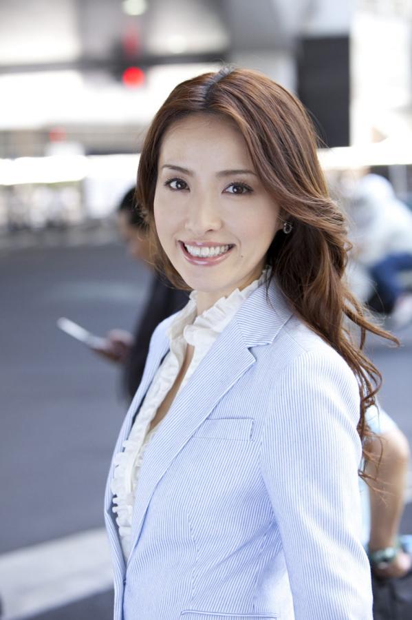 美女脱了内裤躺着光屁股撅起来-Ultra HD高清视频播放