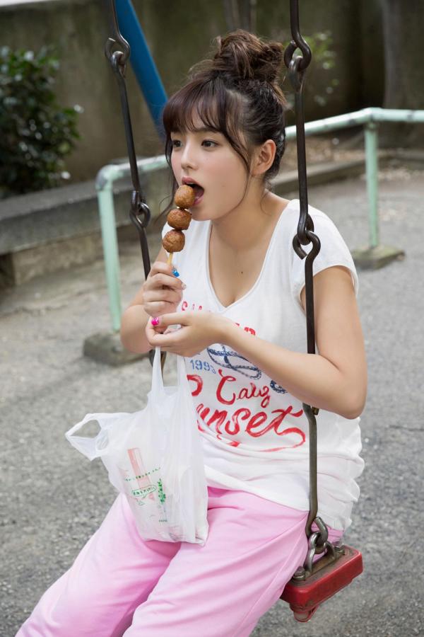 男人激烈吃奶gif动态图-HD日韩成人在线