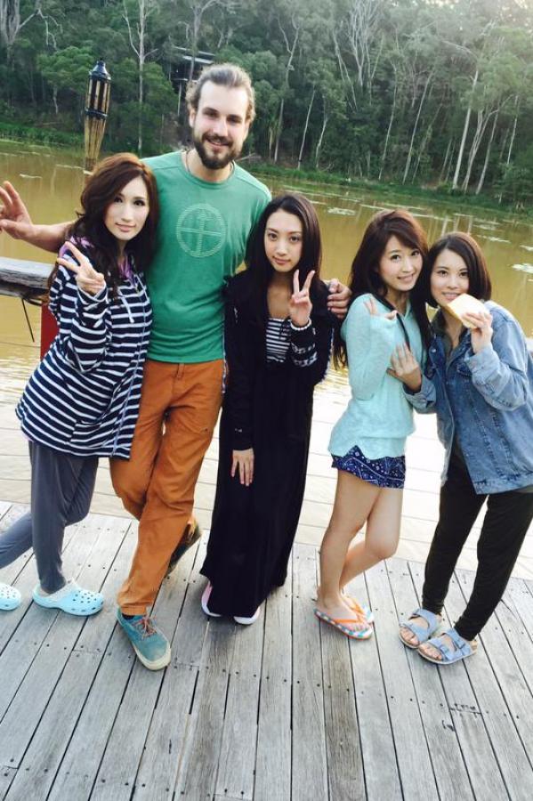 欧洲vodafonewifi18mmpcc-Ultra HD高清国产国语三级