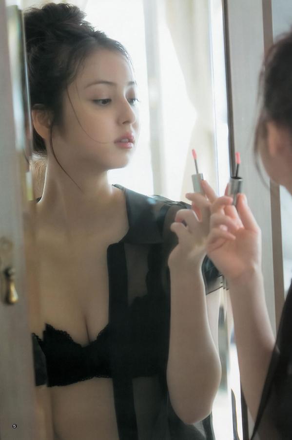 伊人久久大香线蕉AV波多野结衣-2160P完整无删减版